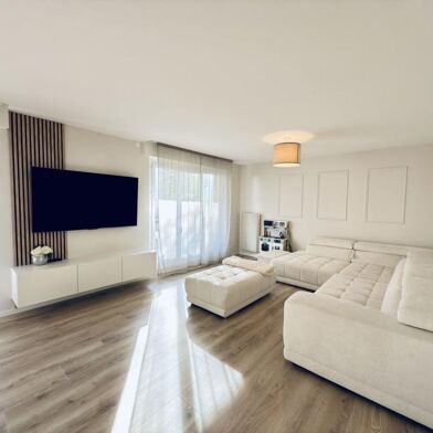 Appartement 4 pièces 257000 €