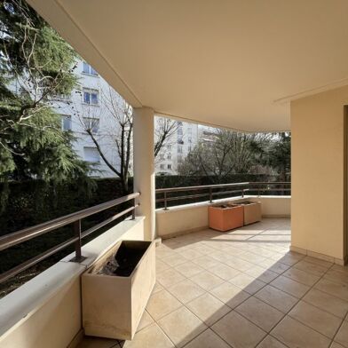 Appartement 3 pièces 1290 €