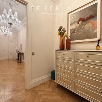 Appartement 4 pièces 5500 €