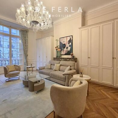 Appartement 4 pièces 5500 €