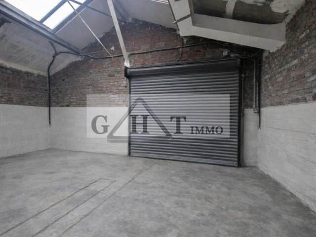 A VENDRE 280M² ENTREPOT ET BUREAUX AU BLANC MESNIL — photo du bien