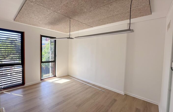 Plateau de bureaux 210 m² ST.DENIS — photo 5