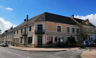 Immeuble  780 m² à vendre à Rouffignac-Saint-Cernin-de-Reilhac (24580)