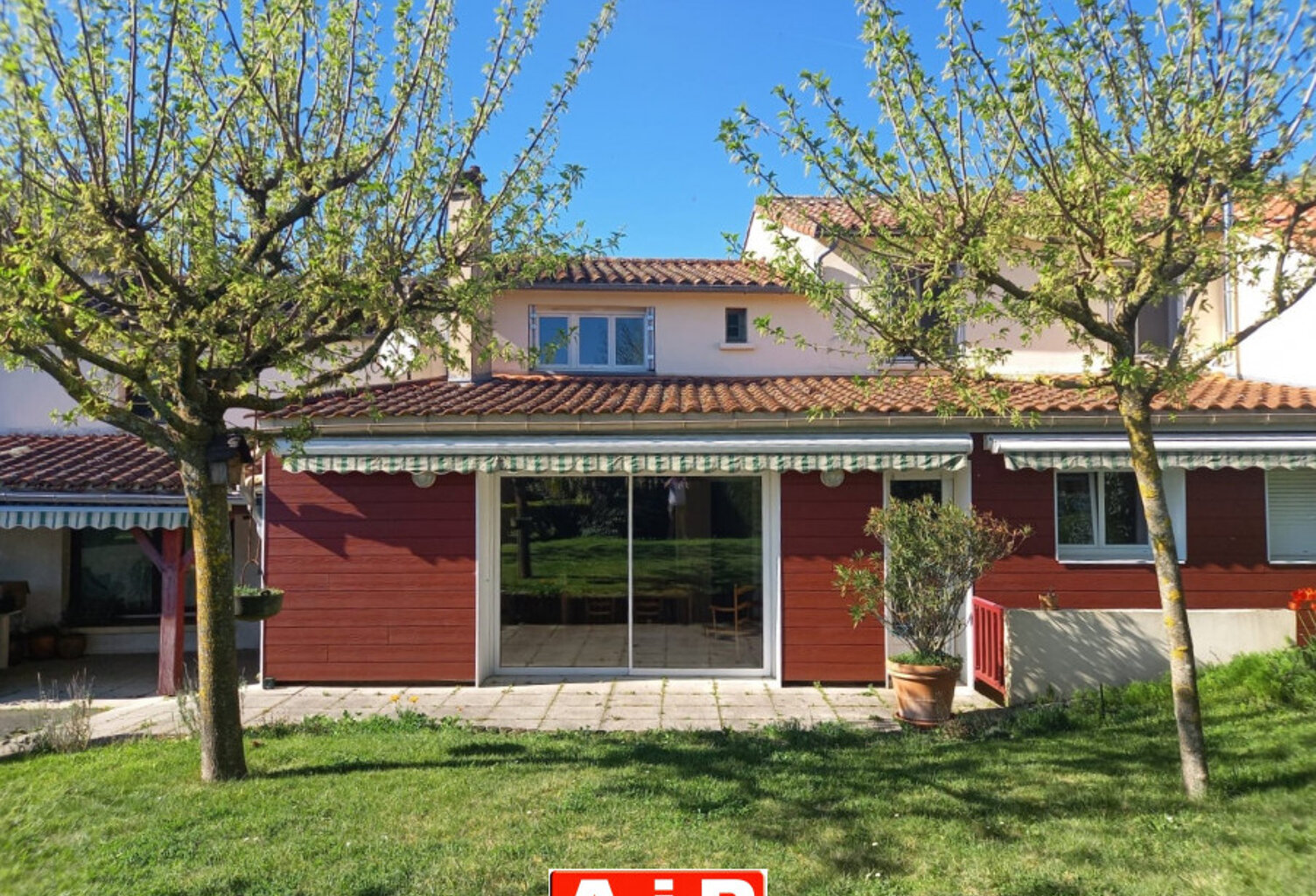 maison + local commercial — photo 1