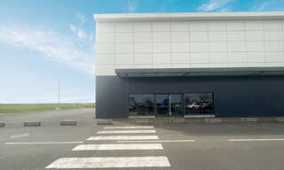 Commerce  766 m² à louer à Neuville-de-Poitou (86170)