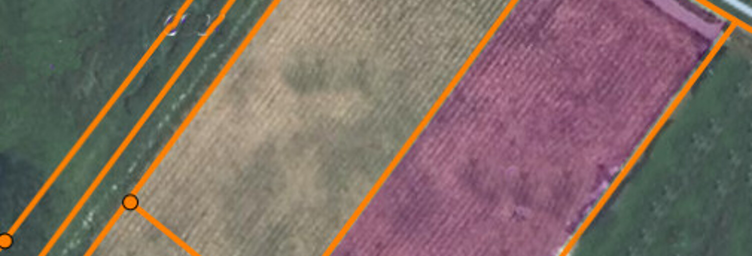 Terrain   m² à vendre à Mirebeau (86110)