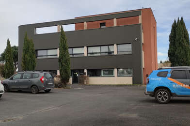 Commerce 15 pièces 715000 €