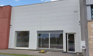 Commerce  233 m² à louer à Naintré (86530)