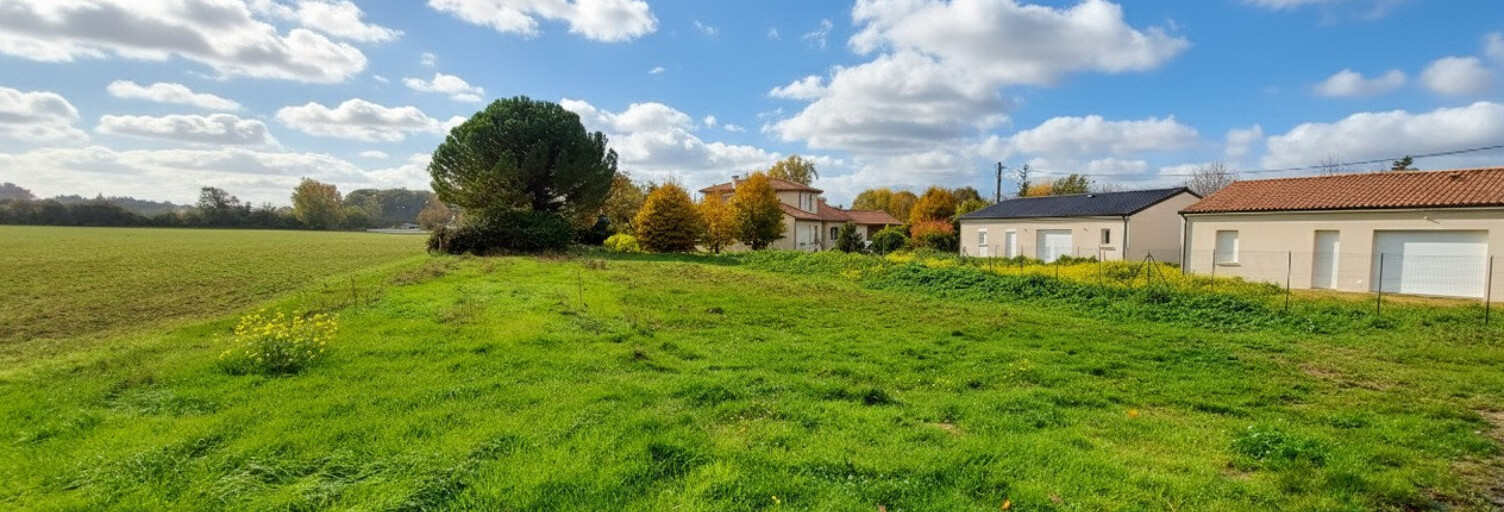 Terrain   m² à vendre à Neuville-de-Poitou (86170)