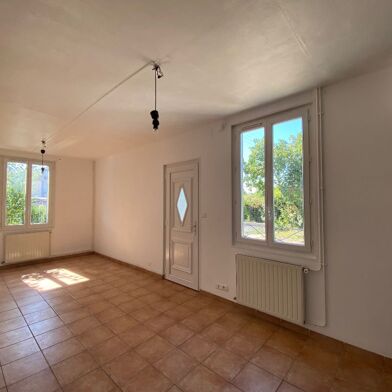 Maison 3 pièces 837 €