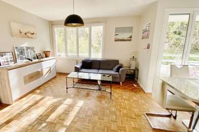 Appartement 4 pièces 220000 €