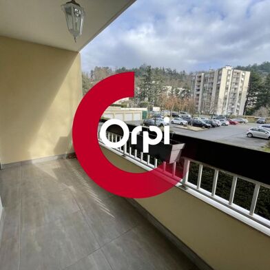 Appartement 4 pièces 235000 €