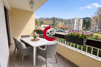 Appartement 4 pièces 220000 €