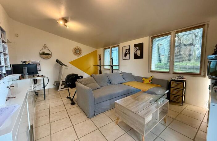 LOC-ÉGUINER / SAINT THEGONNEC, Maison T6 avec jardin et hangar — photo 5