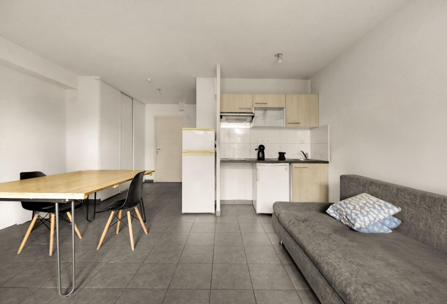 Appartement À Vendre — photo 1