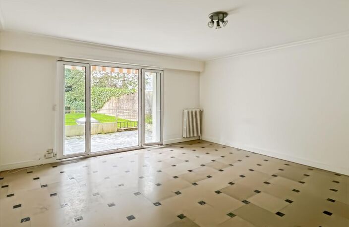 Appartement À Vendre — photo 2