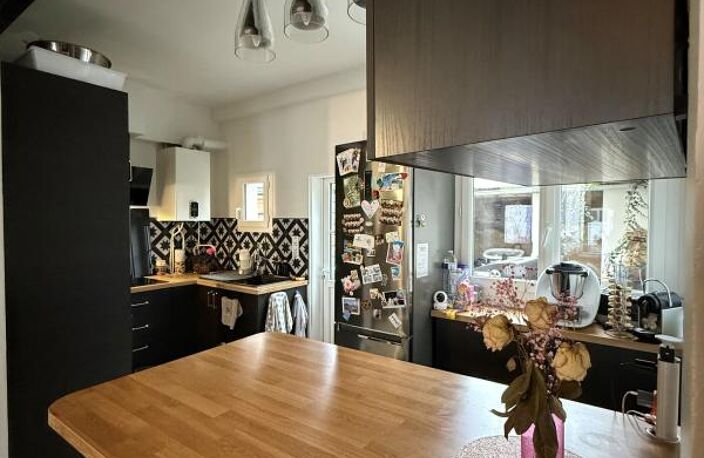 Maison À Vendre à proximité de l'hôpital Bretonneau — photo 3