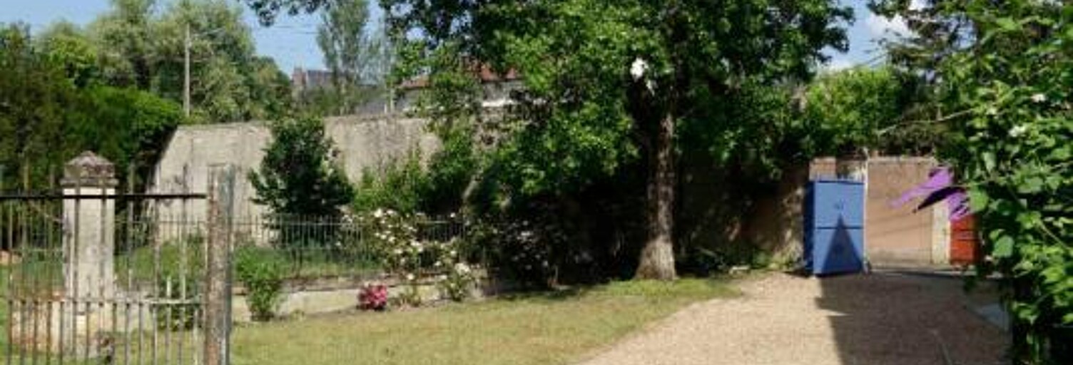 Maison 7 Pièces  m² à vendre à Bengy-sur-Craon (18520)