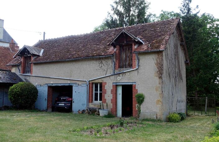 Maison Bengy Sur Craon 7 pièce(s) 210 m2 avec dépendances entièrement rénovée — photo 3