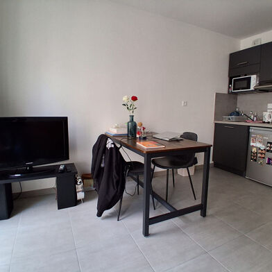 Appartement 1 pièces 572 €