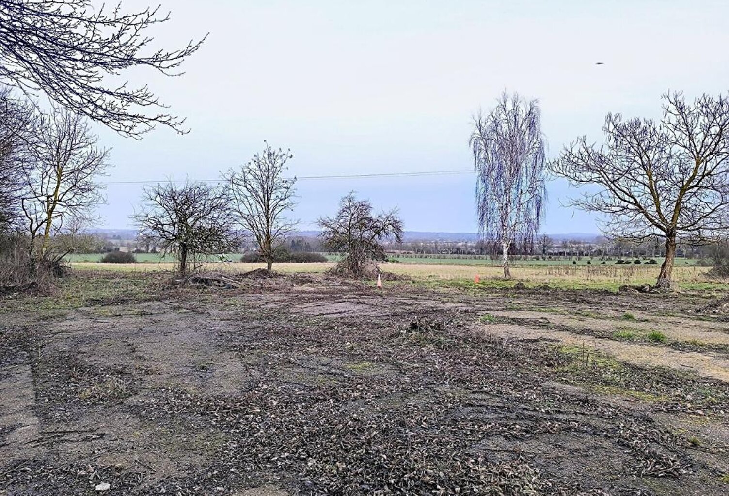 Terrain Ernemont La Villette 1000 m2 — photo 1