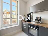 Saint-Symphorien-sur-Coise – T3 lumineux de 74 m² avec vue sur la Collégiale, centre-ville — photo 2