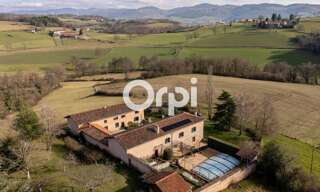 Maison 7 Pièces 283 m² à vendre à Haute-Rivoire (69610)