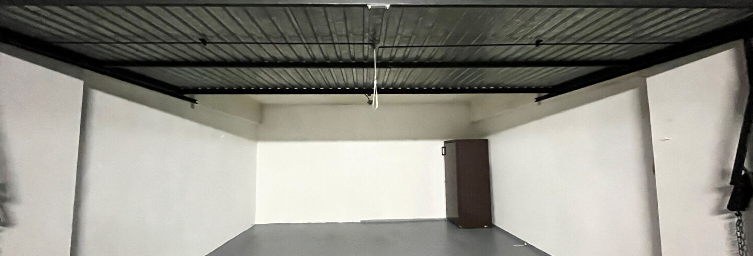 Garage   m² à vendre à Marseille 8 (13008)