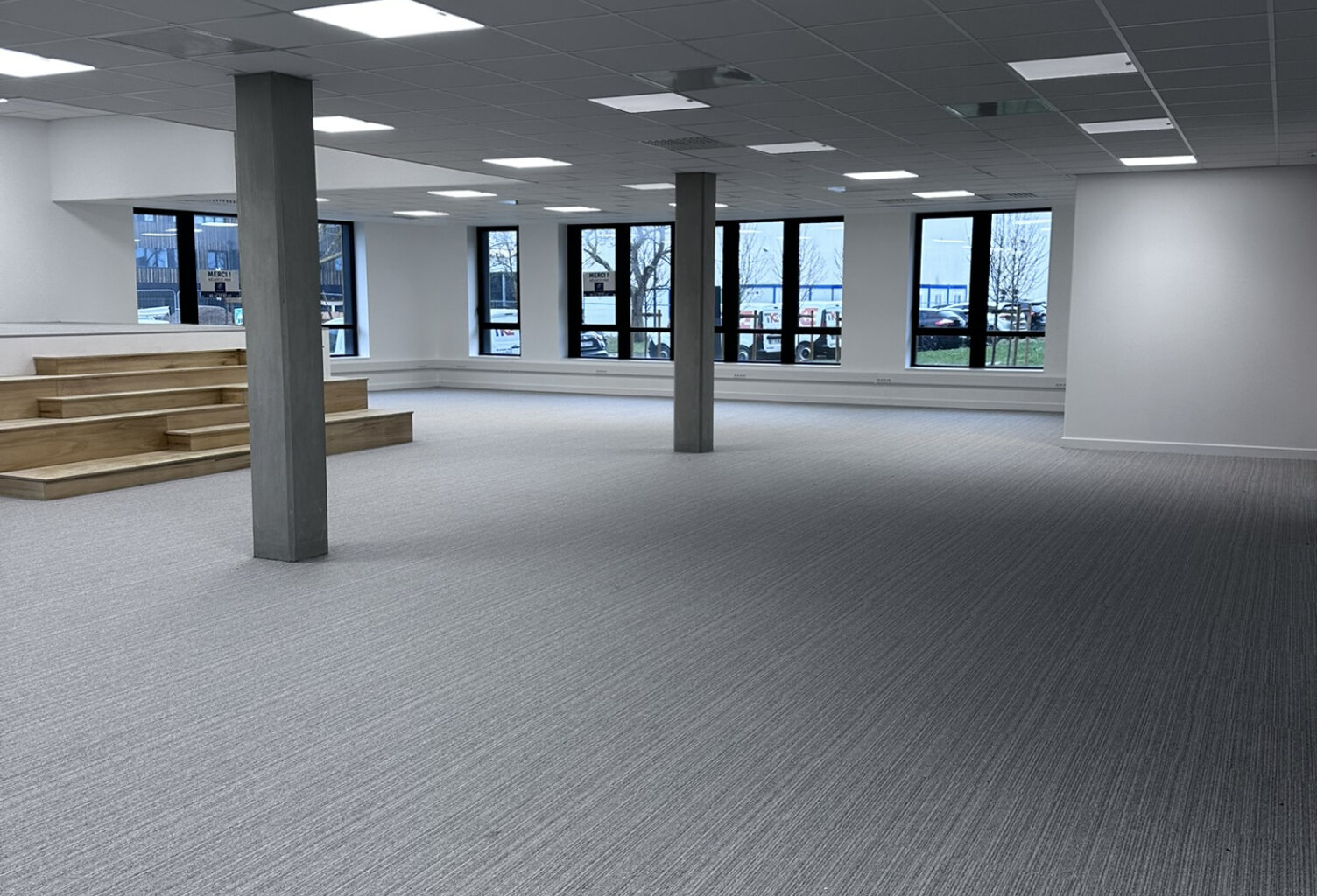 A LOUER Bureaux 264m2 - Angers sud, Orgemont — photo 1