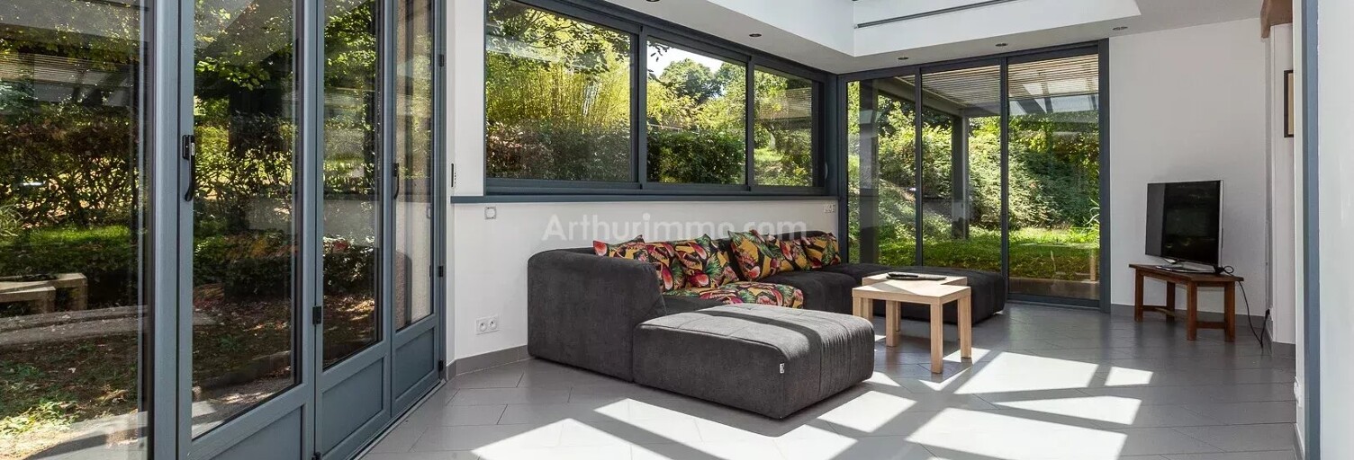 Maison 12 Pièces 164 m² à vendre à Corbelin (38630)