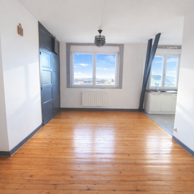 Appartement 4 pièces 720 €