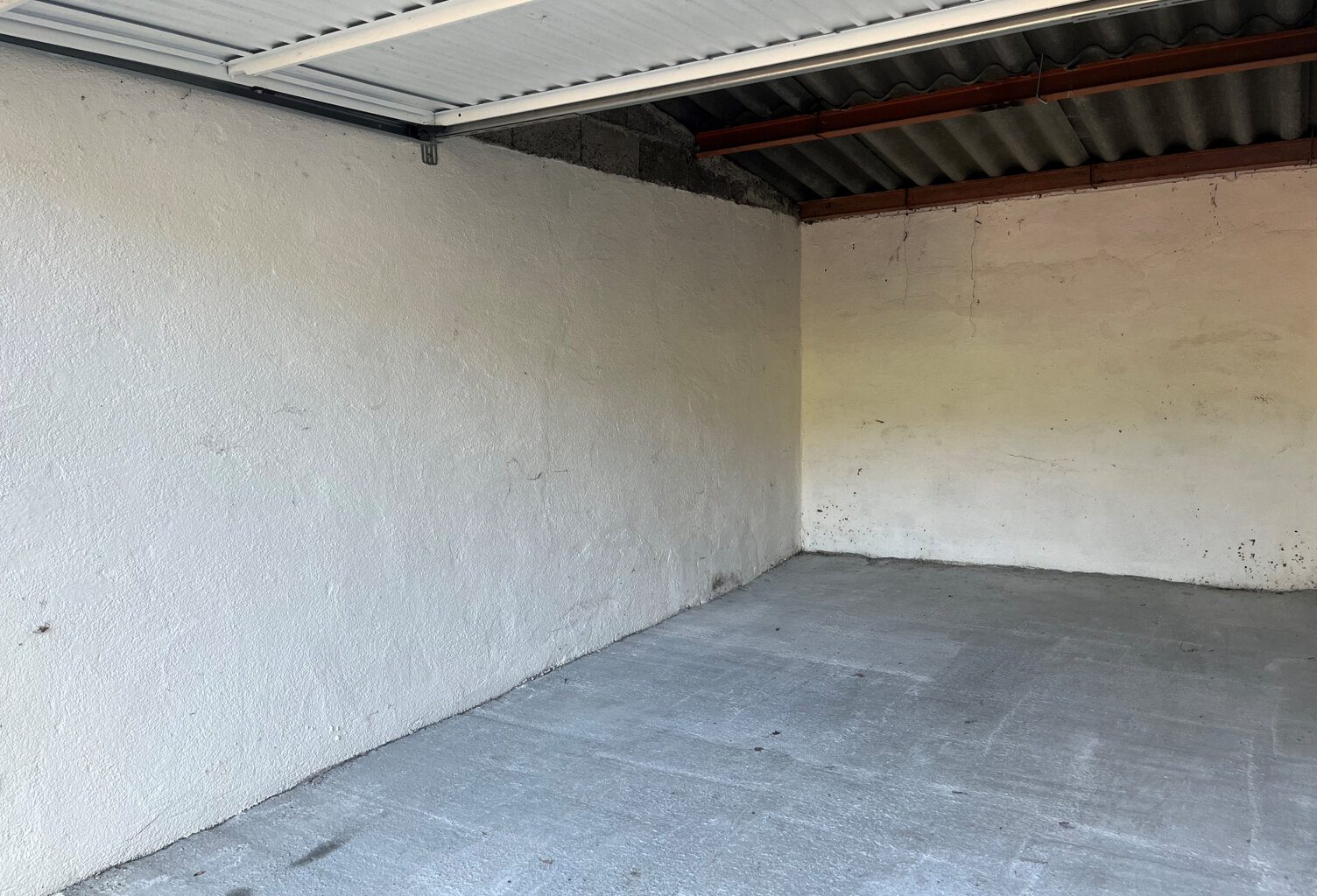 GARAGE TARARE — photo 1