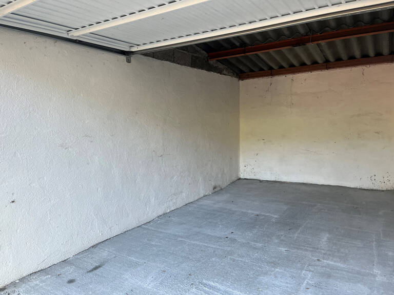 GARAGE TARARE — photo 1