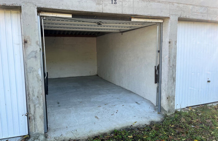 GARAGE TARARE — photo 2