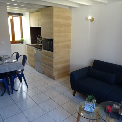 Appartement 1 pièces 811 €