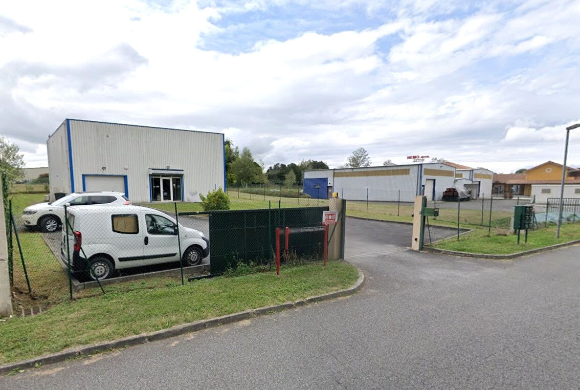 Bureau  à vendre Sauvagnon 64230