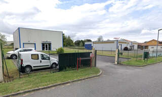 Bureau  400 m² à vendre à Sauvagnon (64230)