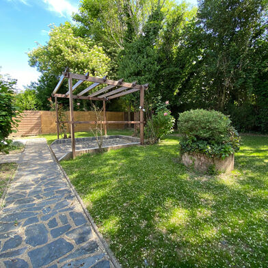 Maison 8 pièces 577500 €