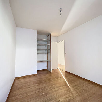 Appartement 3 pièces 184200 €