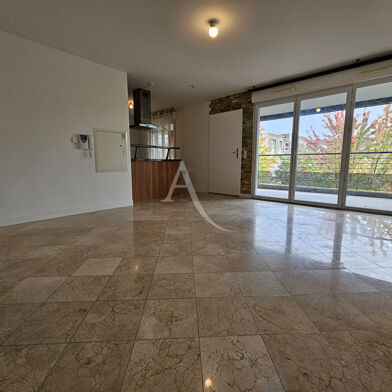 Appartement 4 pièces 254900 €