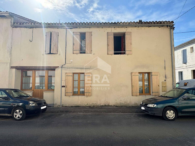 Ensemble de deux logements à BOURG — photo 1