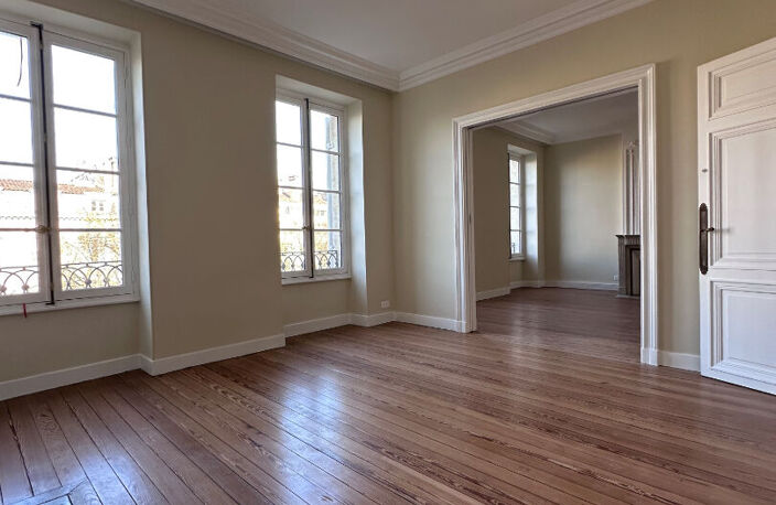 Appartement Bordeaux 6 pièce(s) 233m2 avec terrasse et parking — photo 2