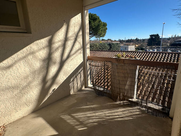 Vente Puyricard centre dans résidence sécurisée LC Gestion vous propose en exclusivité un appartement de type 3 avec balcon exposé plein sud, calme. — photo 1