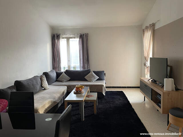 Appartement T3 - 62m²  avec cave et parking - Hameau des Vignes - CARPENTRAS — photo du bien