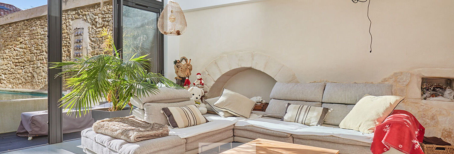 Maison 5 Pièces 288 m² à vendre à Lambesc (13410)