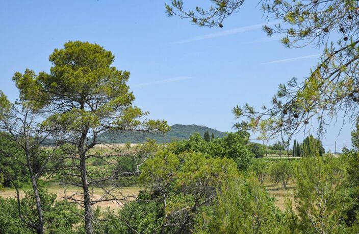Propriété en pierre proche Barjac dans un environnement naturel — photo 5