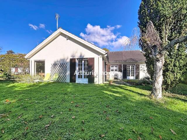 Maison de plain-pied avec Garage et Jardin — photo du bien