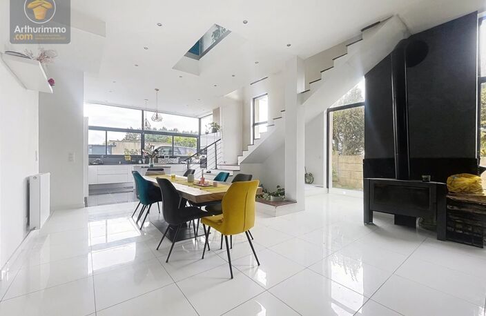 Maison Comtemporaine 7 pièces avec Piscine — photo 2