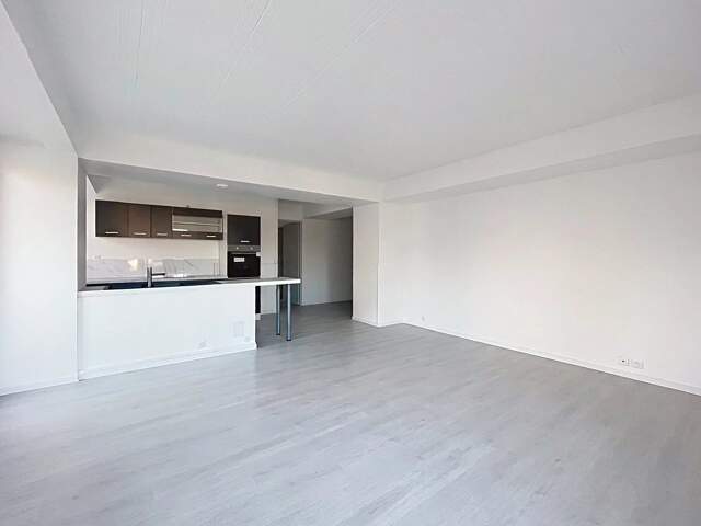Appartement 4 pièces Parking et Cave Boussy Saint Antoine — photo du bien