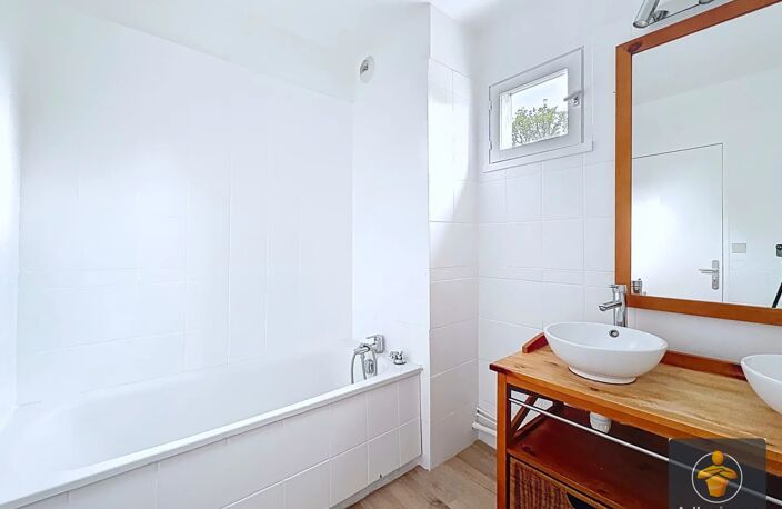 Appartement T3 Dernier étage - Résidence Jardin de Concy Yerres — photo 3